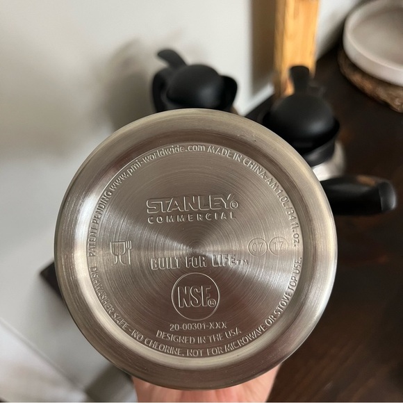 3 Stanley Commercial 34 oz Ergo Serve Stainless Carafe Creamer 1L - Picture 3 of 5